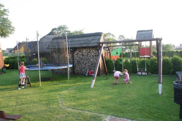 Domki Dragon Leba Ngoại thất bức ảnh